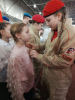 Принятие новобранцев в ряды Всероссийского военно-патриотического общественного движения «ЮНАРМИЯ» состоялось в День народного единства